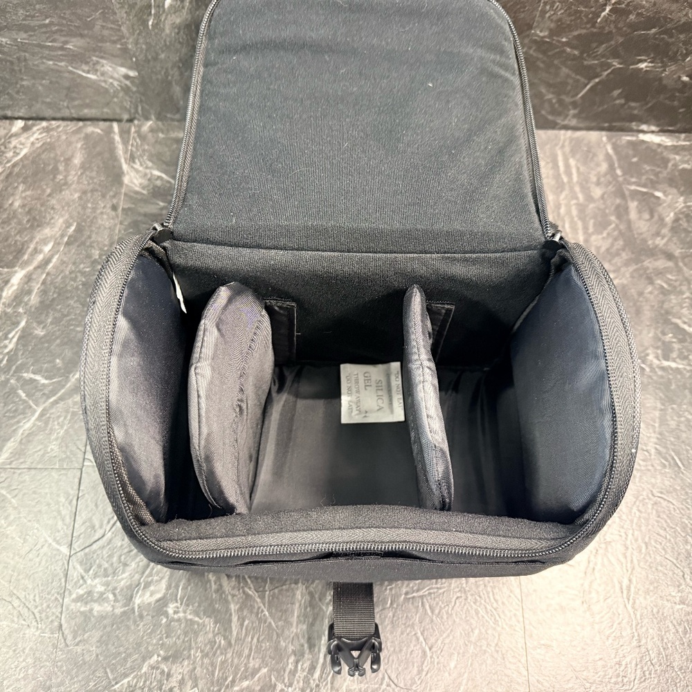 Camera Bag - Picture 8 of 16